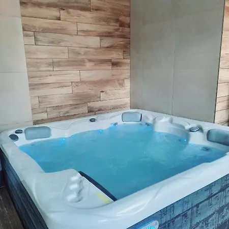 Molo Wellness アパート シオーフォク